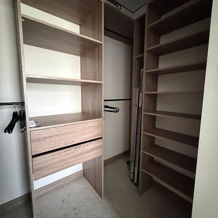 Apartment Calypso на 13й фонтана *